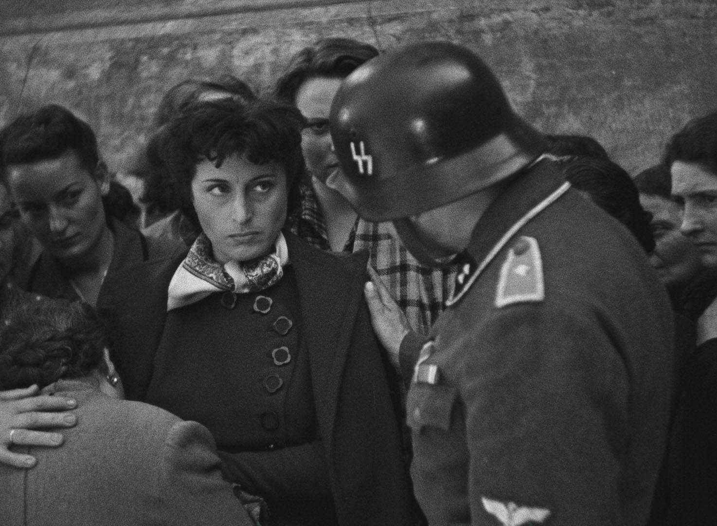 IL RUOLO DELLE DONNE NELLA SECONDA GUERRA MONDIALE - Raffaella Legramandi